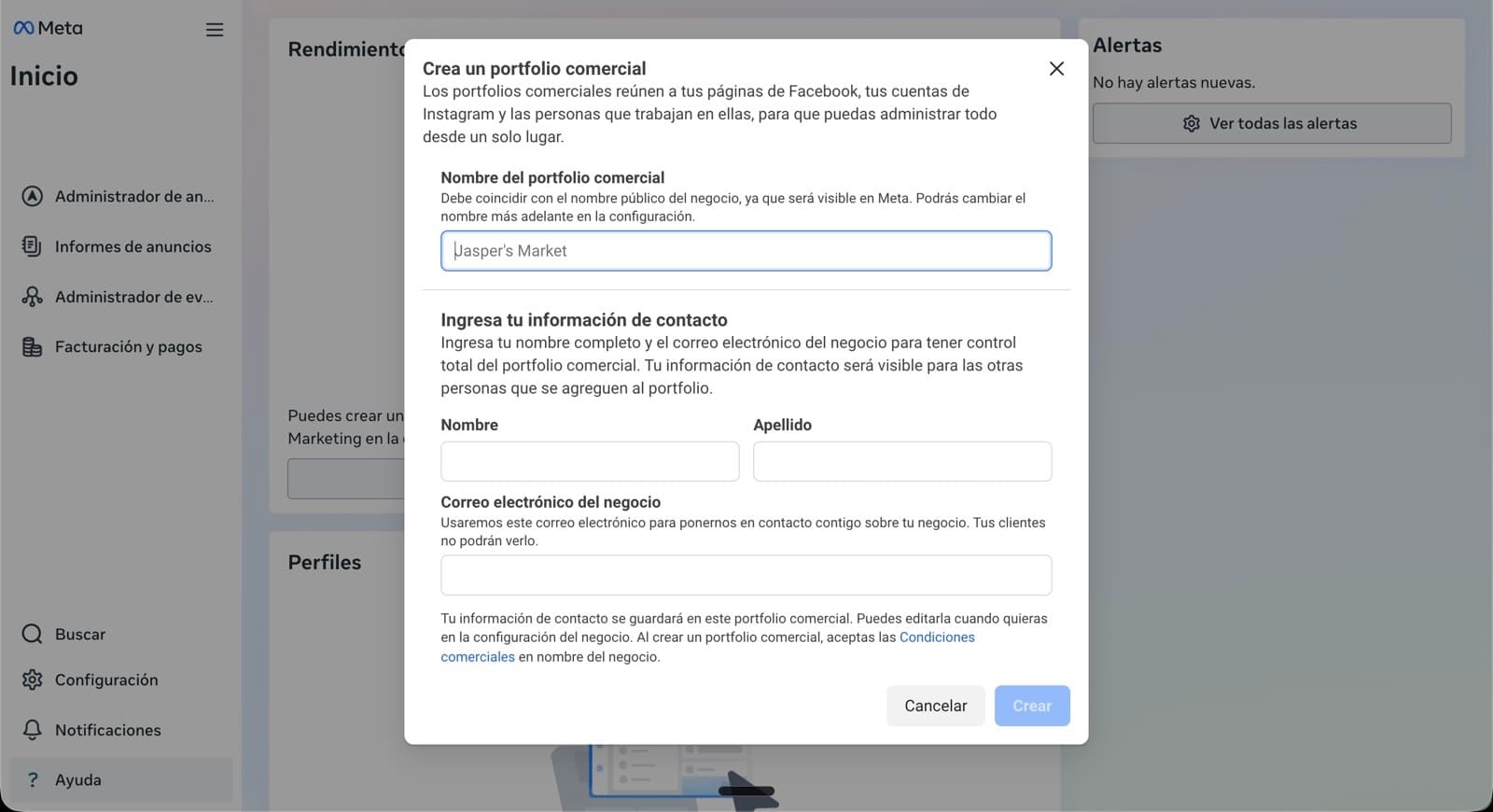 Modal 'Crea un portfolio comercial' con los campos Nombre del portafolio, Nombre/Apellido y Correo electrónico del negocio.