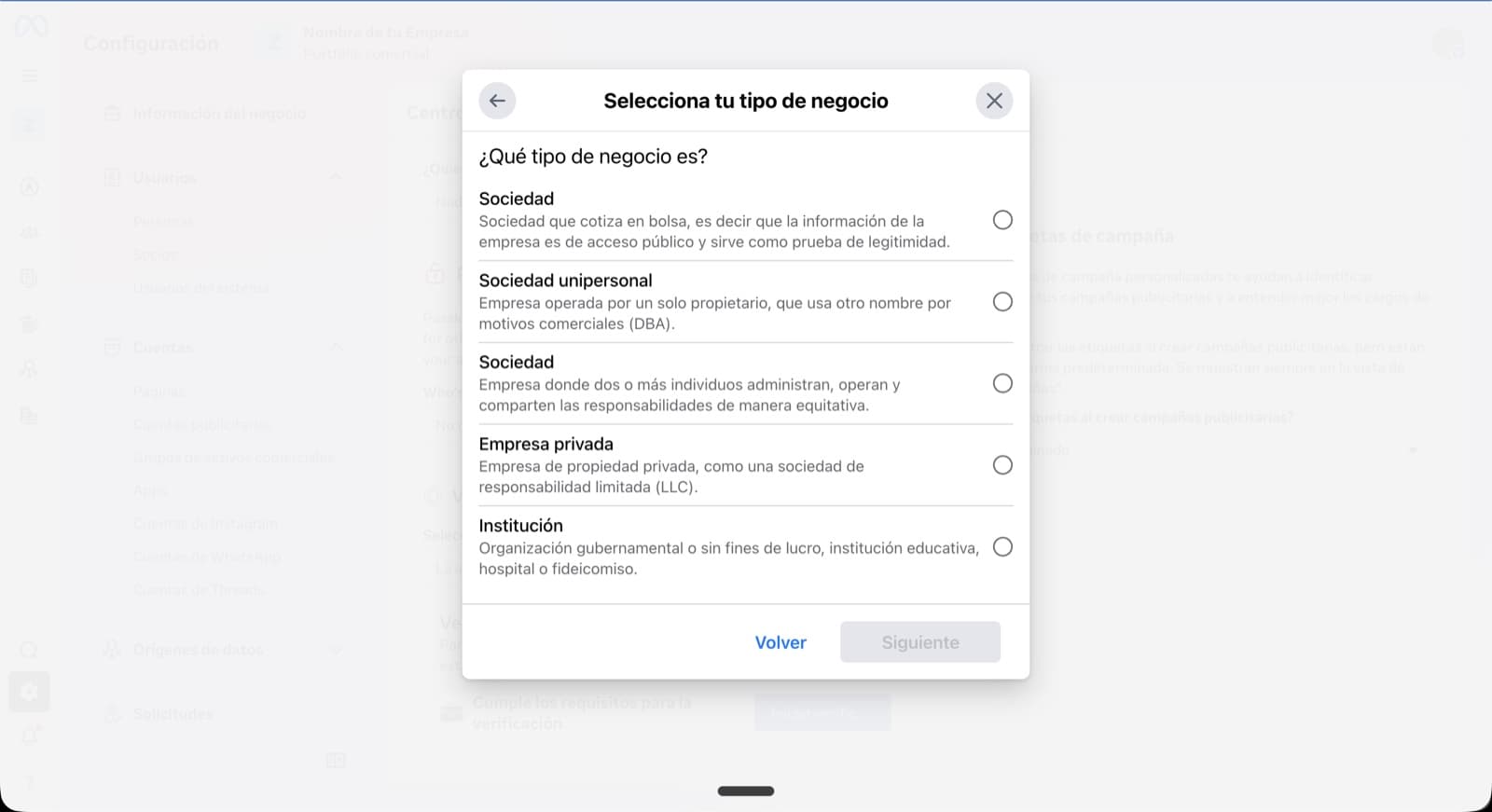 Modal 'Selecciona tu tipo de negocio' con opciones: Sociedad, Sociedad unipersonal, Empresa privada, Institución.