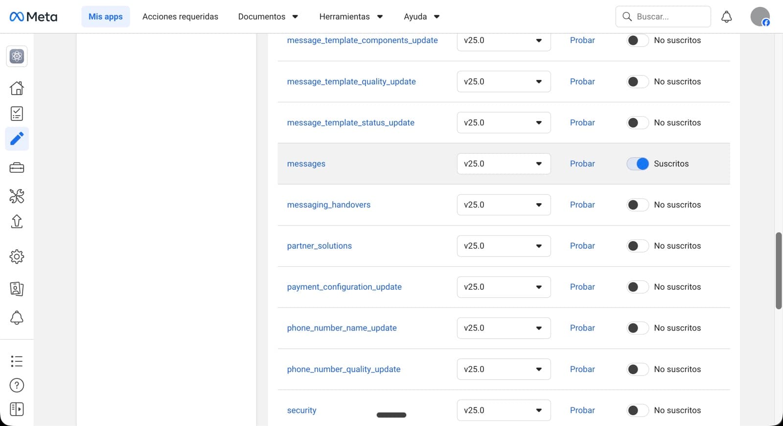 Lista 'Campos del webhook' con la fila 'messages' resaltada y el toggle 'Suscribirse' activado.
